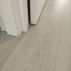 Укладка ламината на клей 